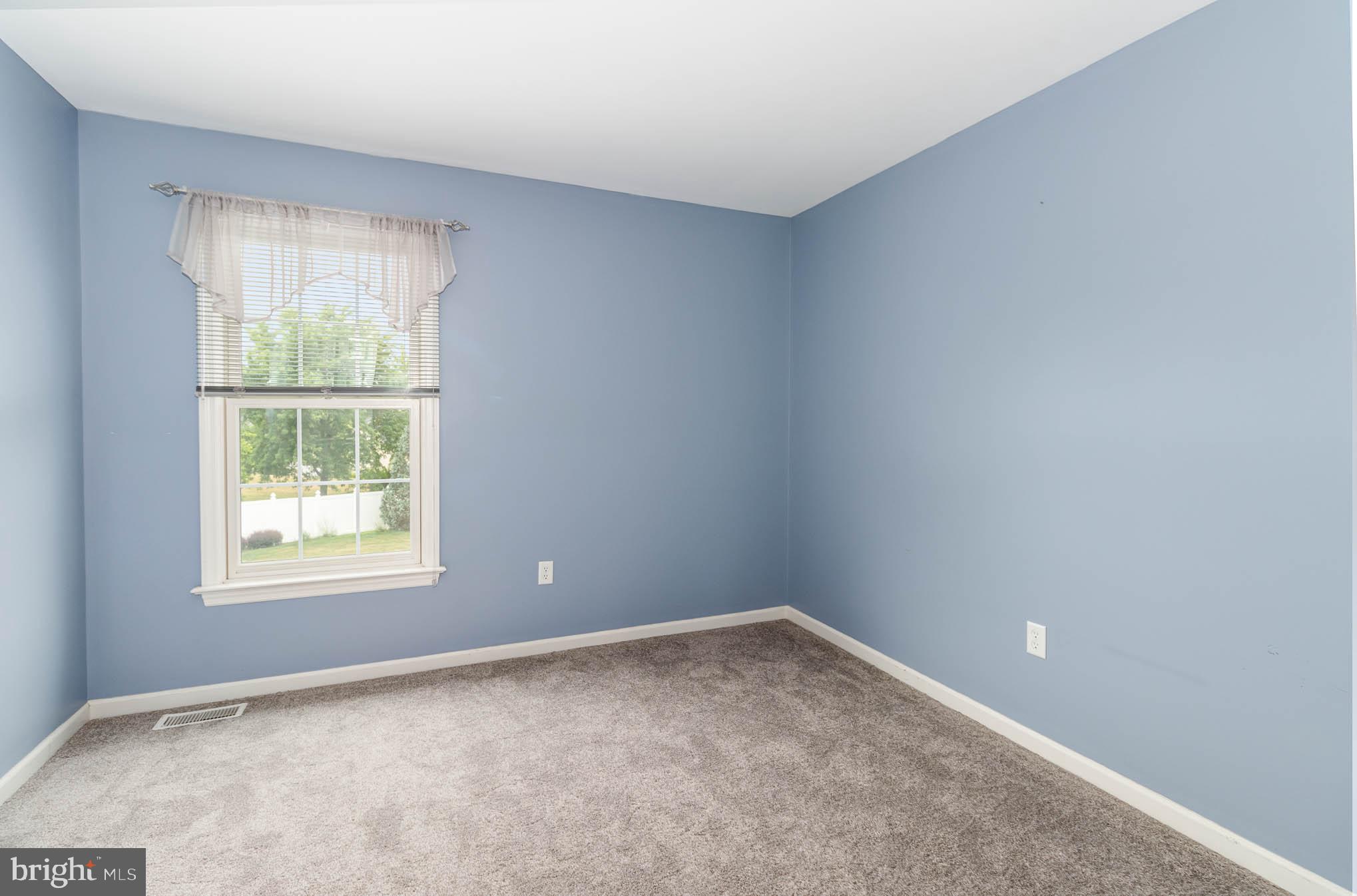 7070 Beaver Spring Road Harrisburg, PA 17111 - Photo 17 of 30 Bedroom 3