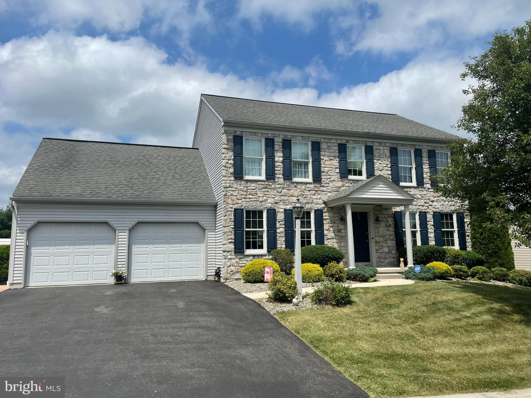 7070 Beaver Spring Road Harrisburg, PA 17111 - Photo 2 of 30 Front