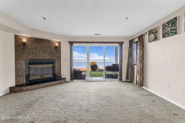 $397,500 | 135 1st Street, Unit 1E, Keyport, NJ 07735