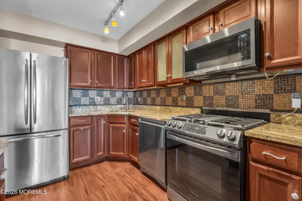 $397,500 | 135 1st Street, Unit 1E, Keyport, NJ 07735