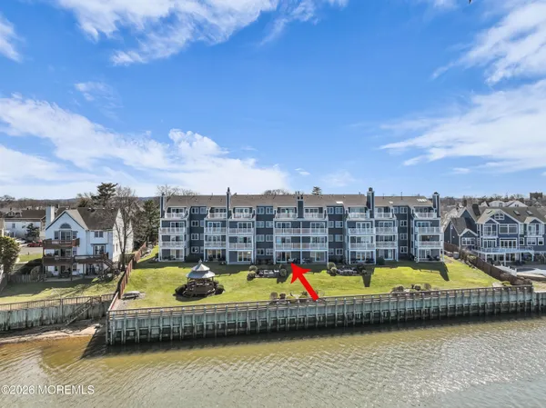 $397,500 | 135 1st Street, Unit 1E, Keyport, NJ 07735