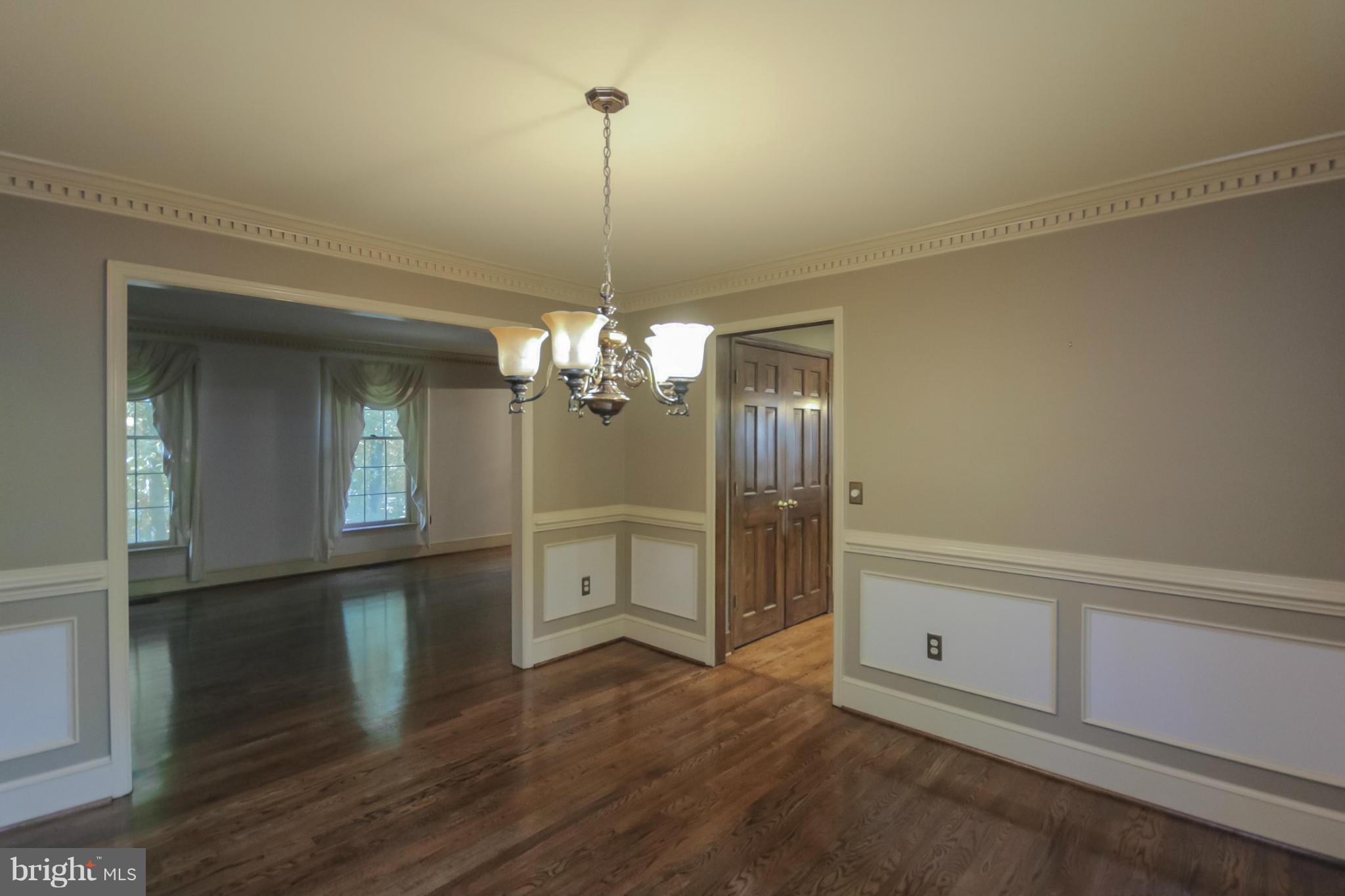 8229 Honeysuckle Road Manassas, VA 20112 - Photo 2 of 29 Interior (General)