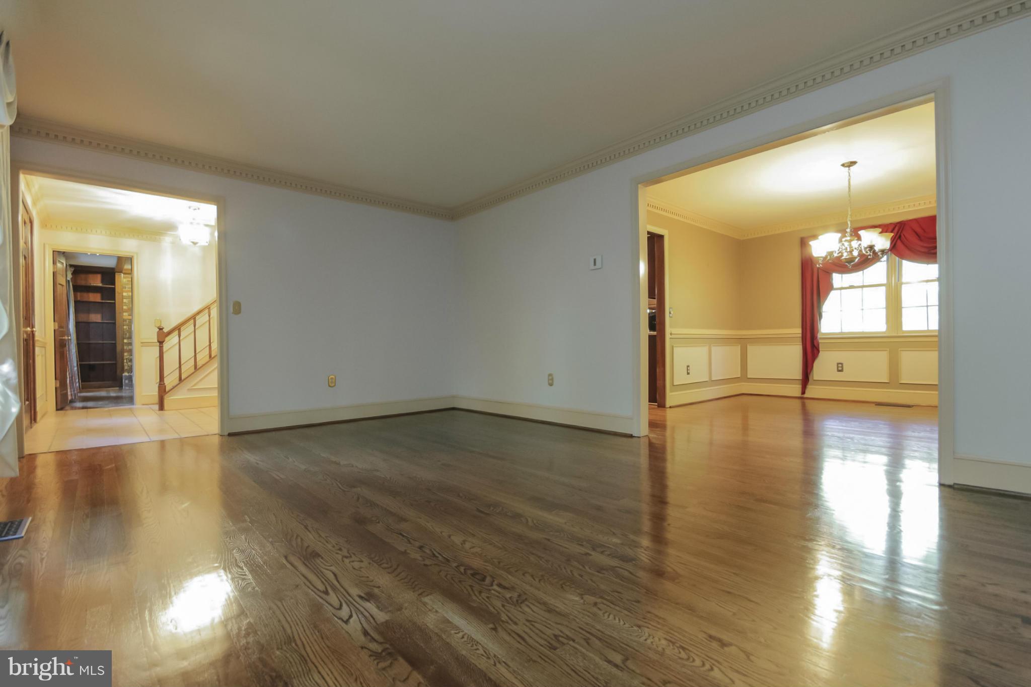 8229 Honeysuckle Road Manassas, VA 20112 - Photo 17 of 29 Interior (General)