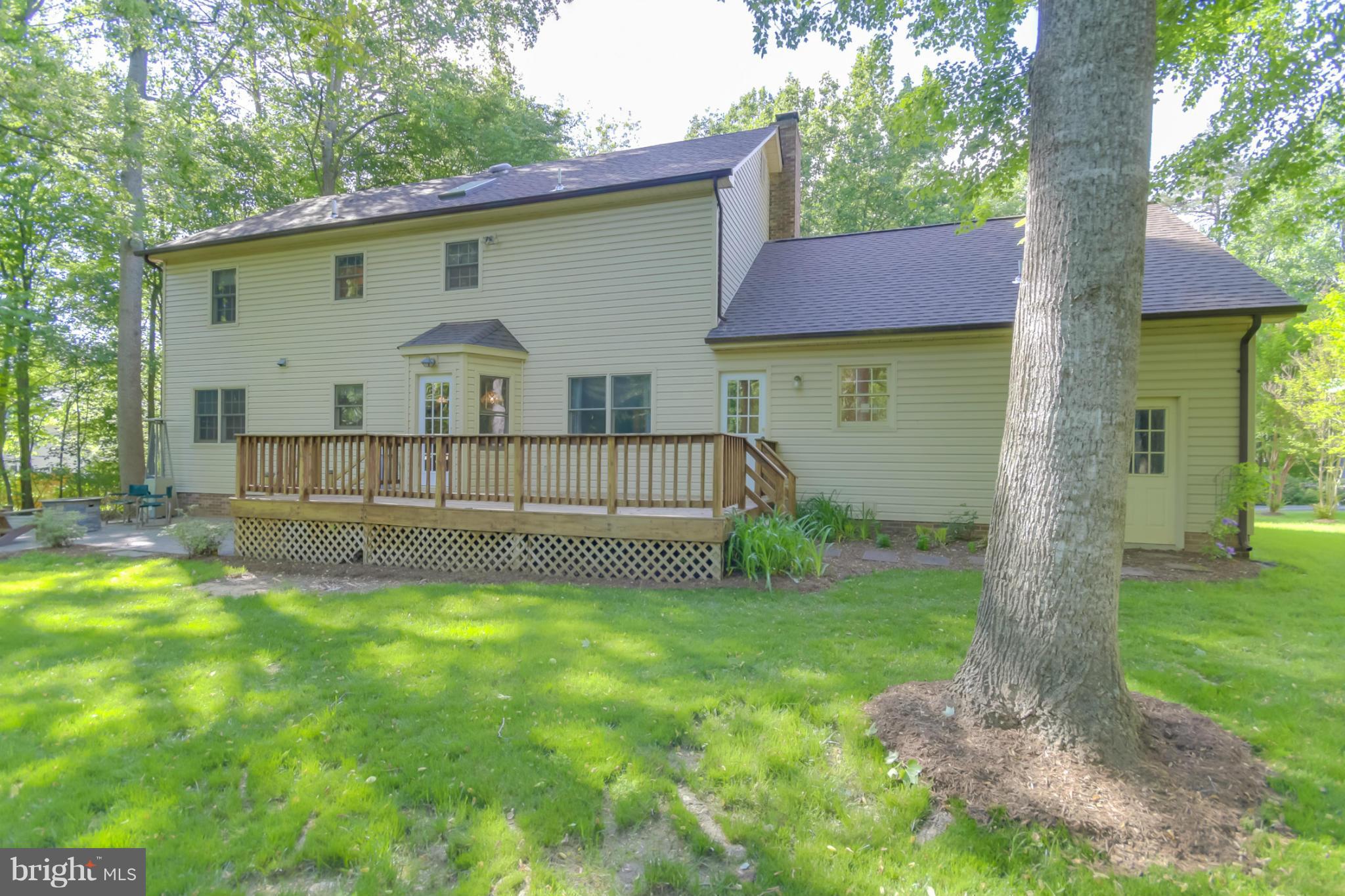 8229 Honeysuckle Road Manassas, VA 20112 - Photo 29 of 29 Exterior (Rear)