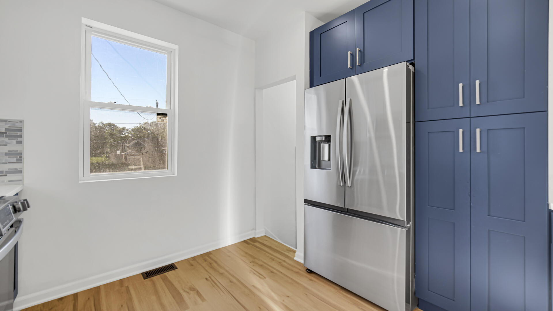 1323 Johnson Street Gary, IN 46407 - Photo 10 of 29 1919x1080