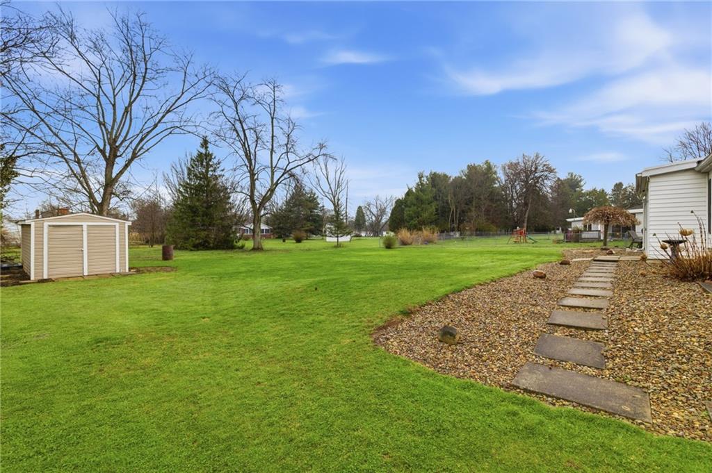 413 Summit View Drive New Castle, PA 16105 - Photo 36 of 43