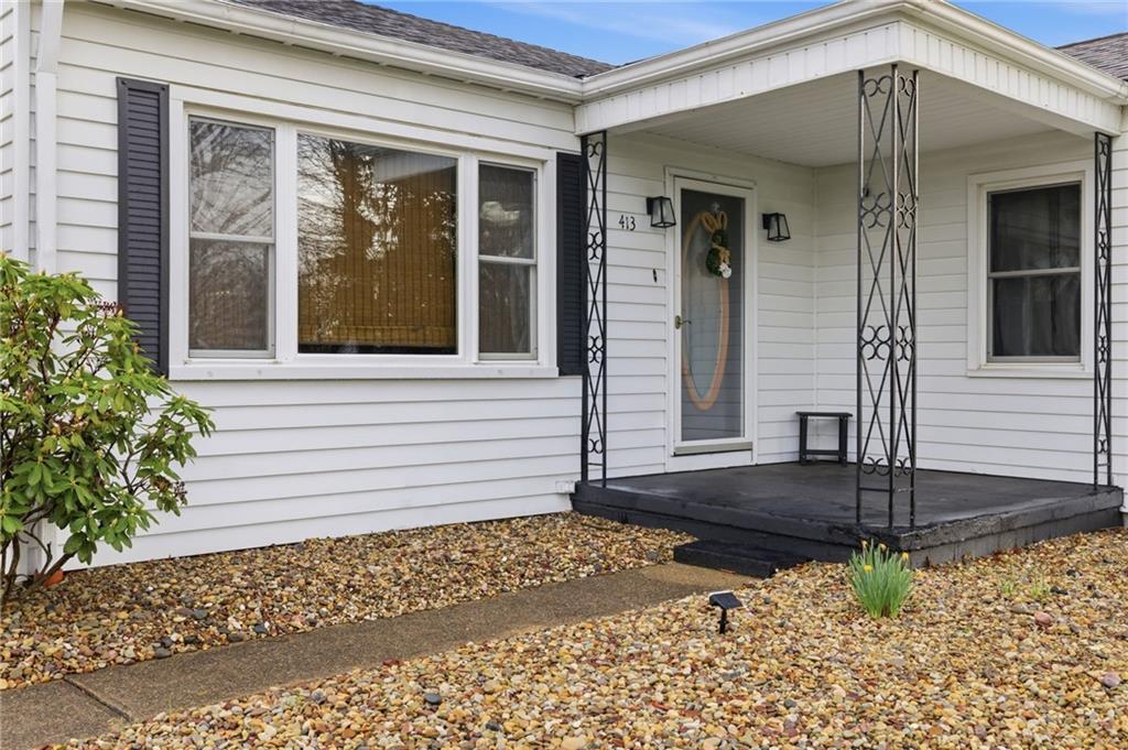 413 Summit View Drive New Castle, PA 16105 - Photo 4 of 43