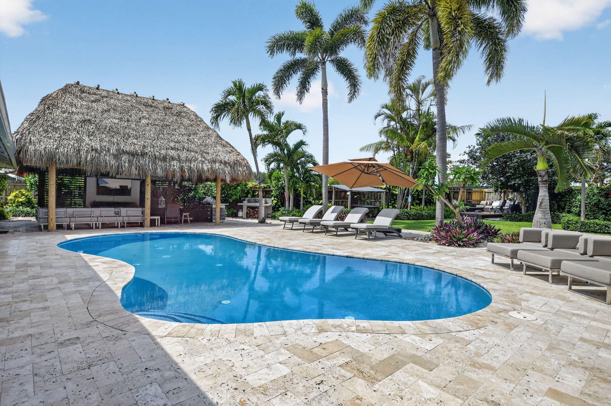 6951 Northeast 7th Avenue Boca Raton, FL 33487 - Photo 50 of 60 50-web-or-mls-DSC_1896