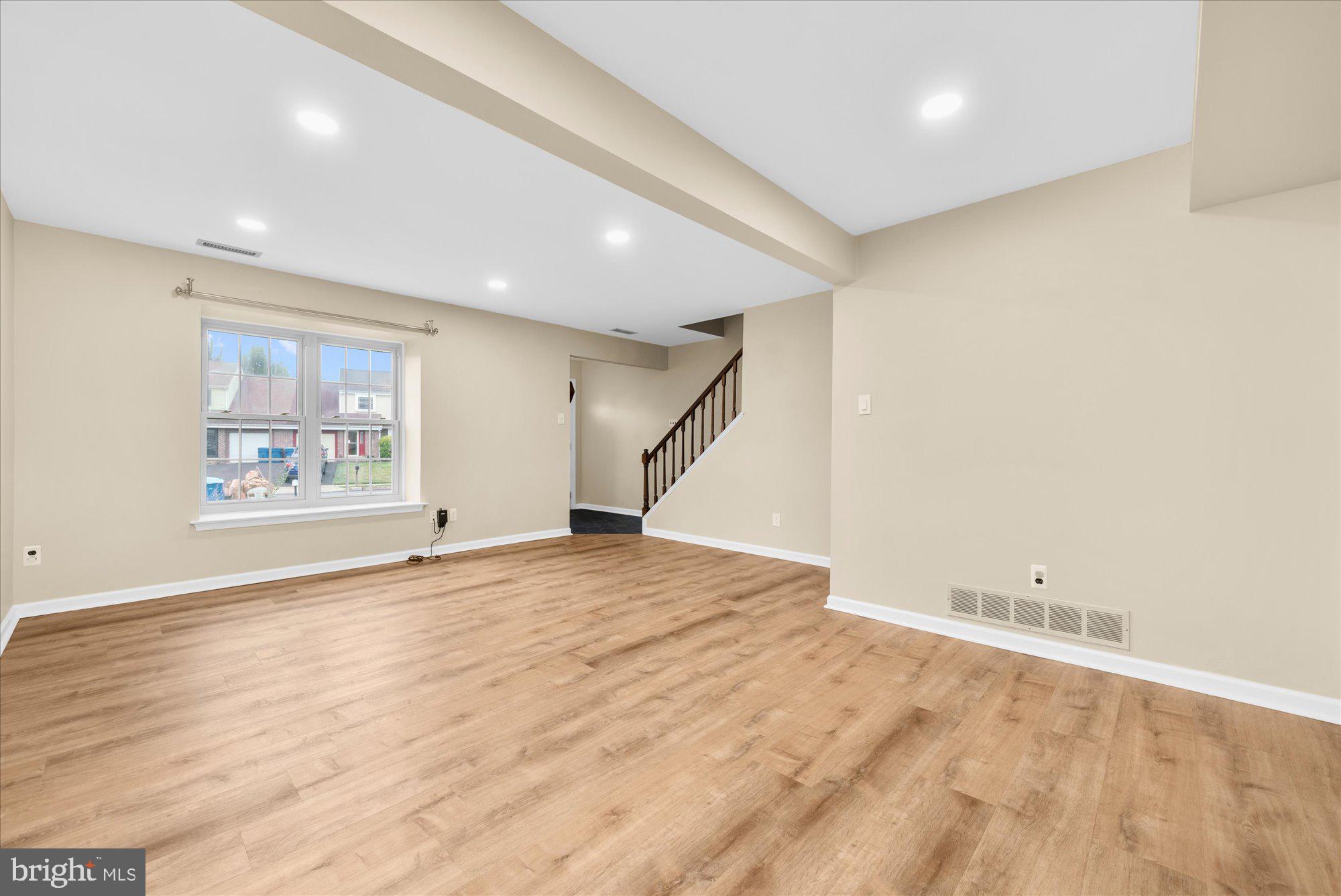 12 Forrester Road Horsham, PA 19044 - Photo 2 of 35