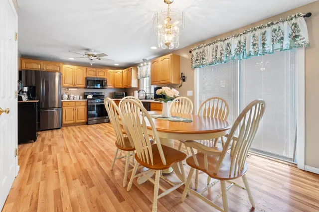 $568,000 | 167 Chester Road, Derry, NH 03038