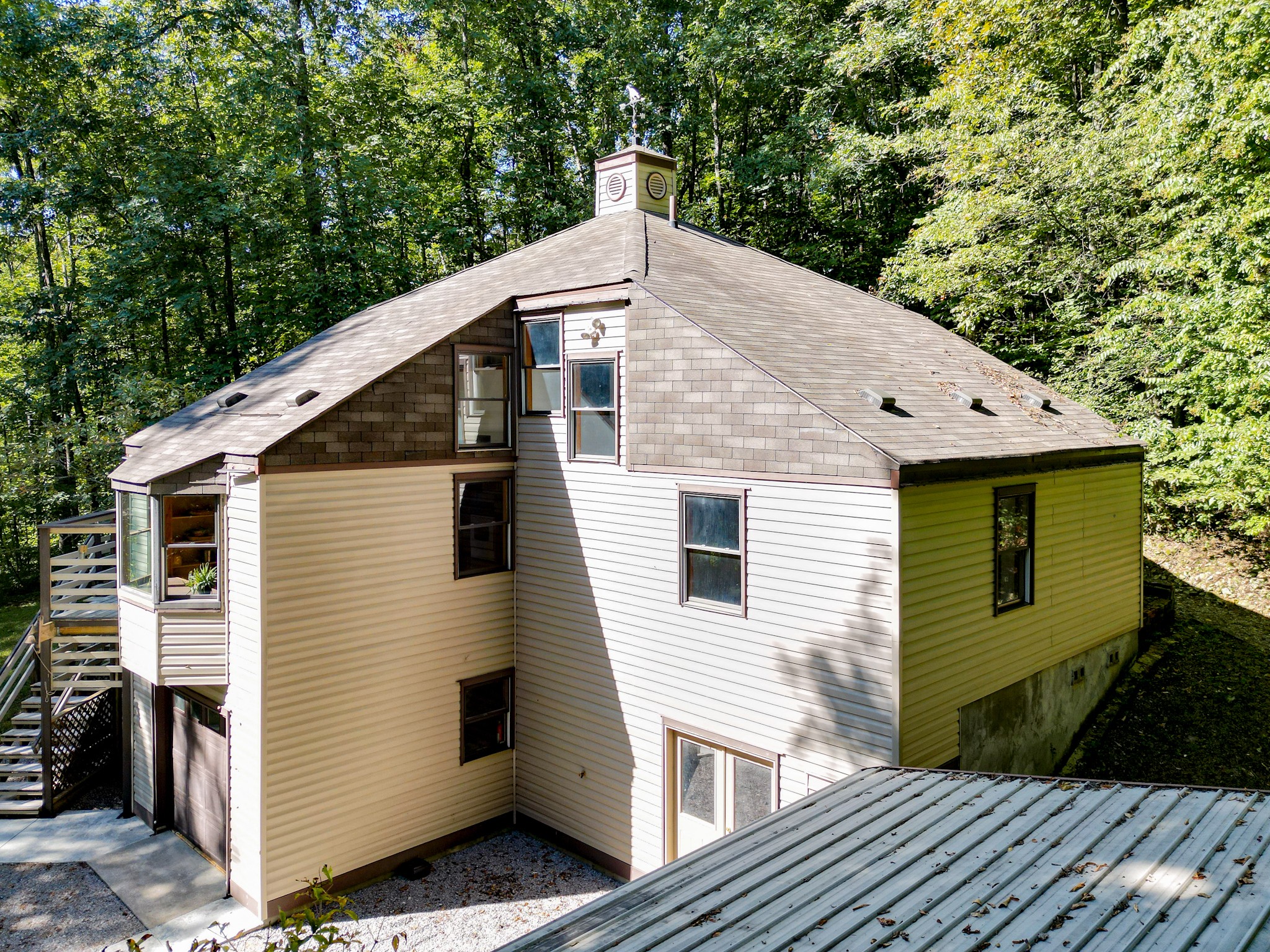 1053 Sam Johnson Road Columbia, TN 38401 - Photo 50 of 53 a view of a house with a yard