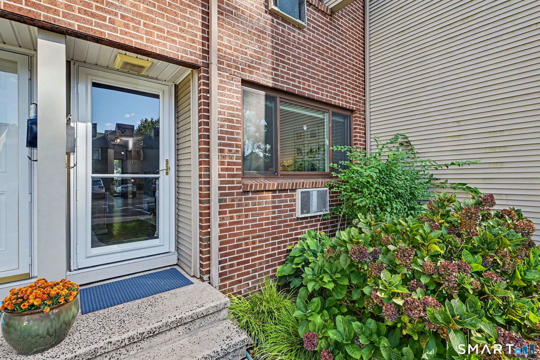 168 Belltown Road, Unit A8 Stamford, CT 06905 - Photo 32 of 35 Gallery Image 32