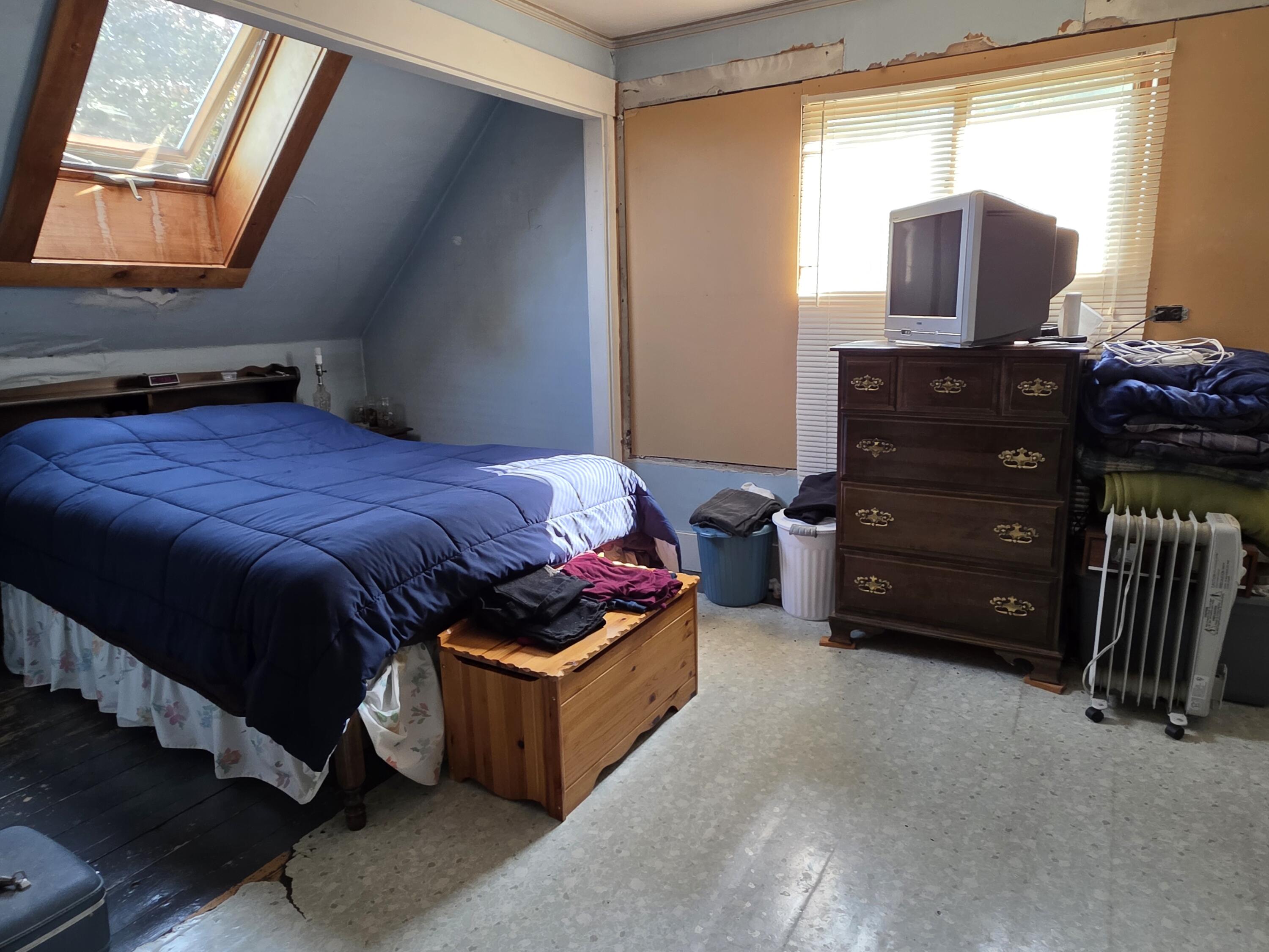 28 North Guilford Road Monson, ME 04464 - Photo 8 of 11 11563