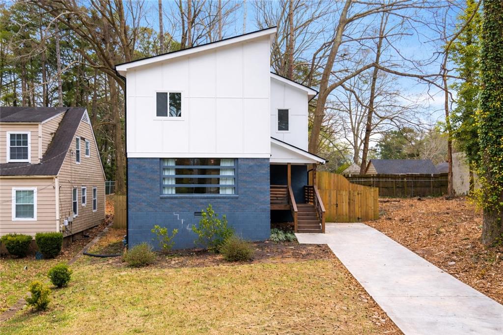 1846 Rogers Avenue Southwest Atlanta, GA 30310 - Photo 11 of 46 a view of a yard in front of a house
