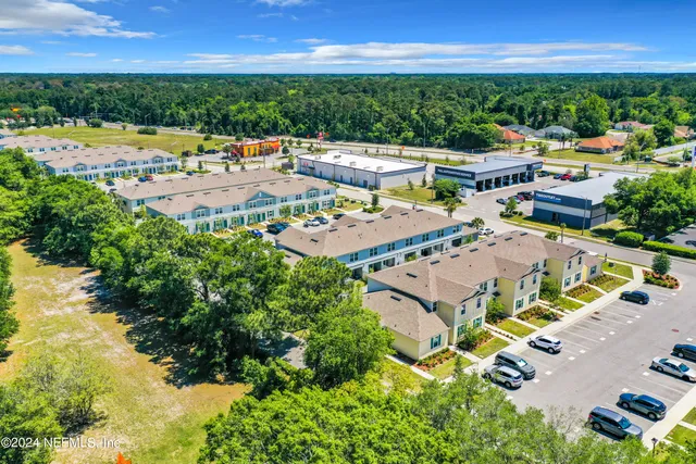 a picture of city view