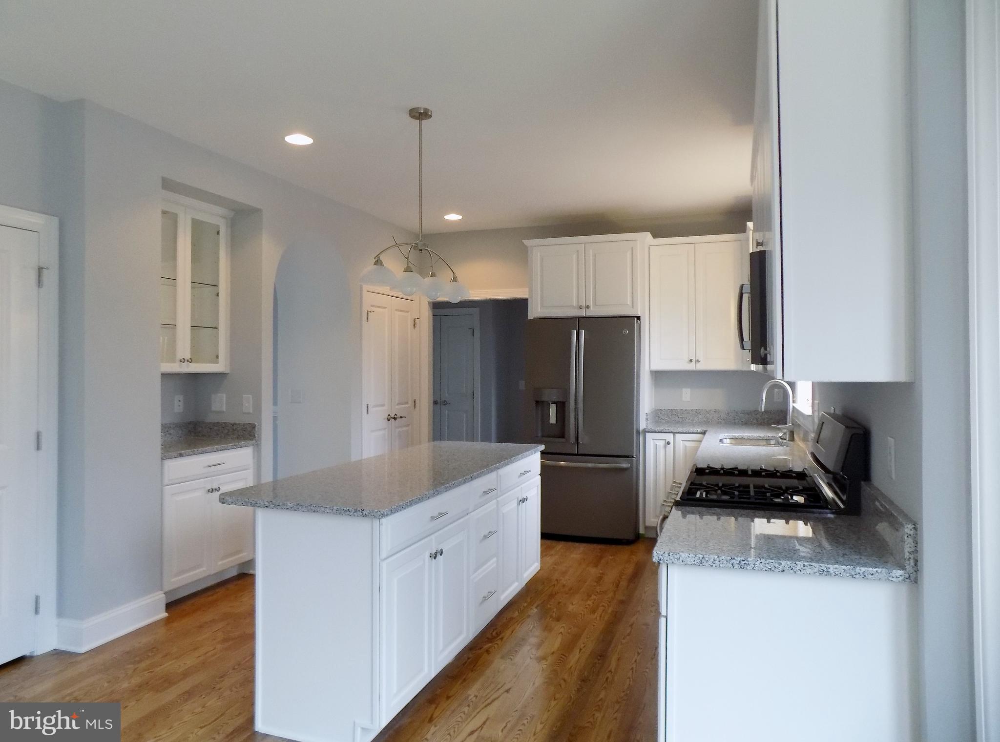 785 Pyletown Road Boyce, VA 22620 - Photo 18 of 30 Large Island W/ Breakfast Bar