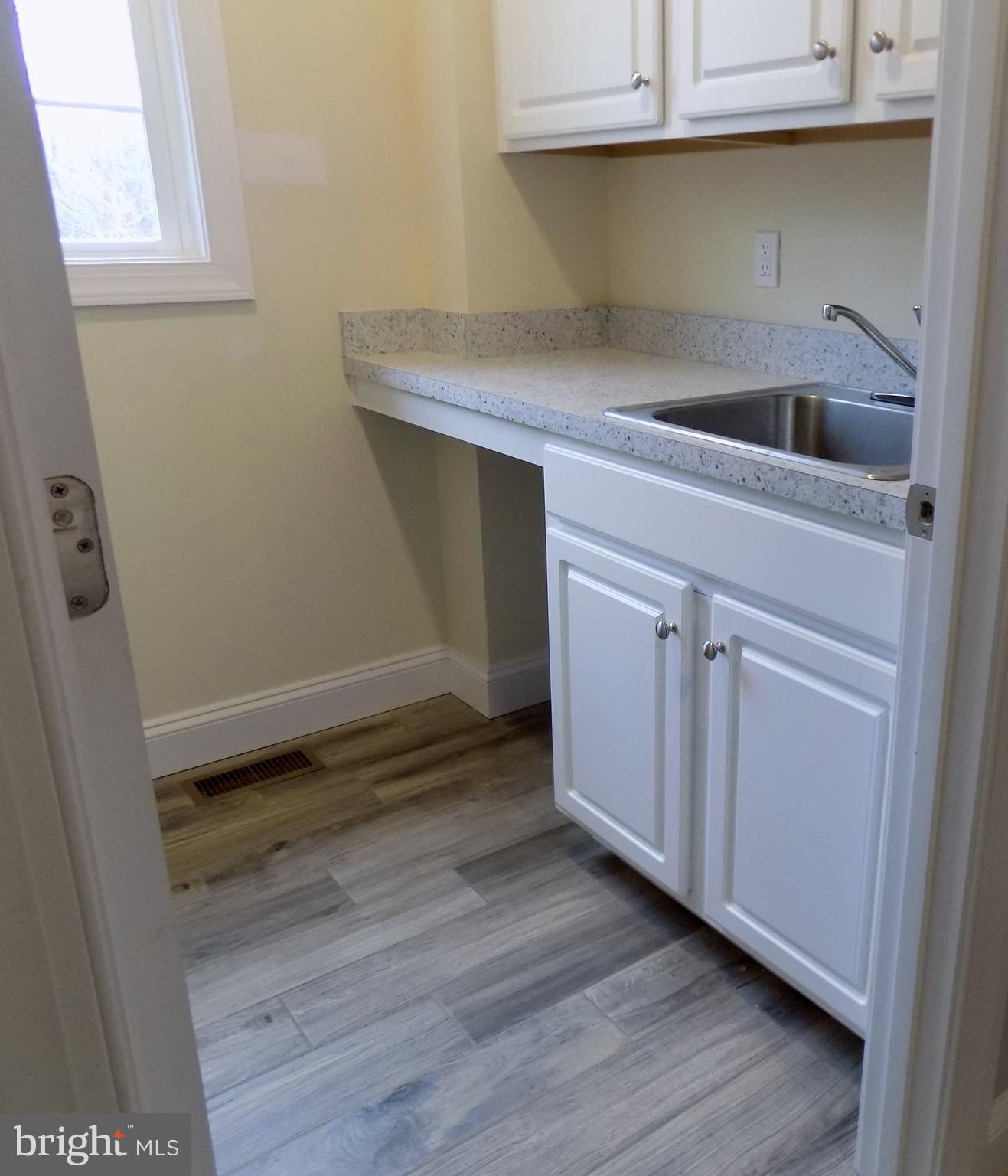 785 Pyletown Road Boyce, VA 22620 - Photo 19 of 30 Offers A Separate Laundry RM & Separate Mud RM