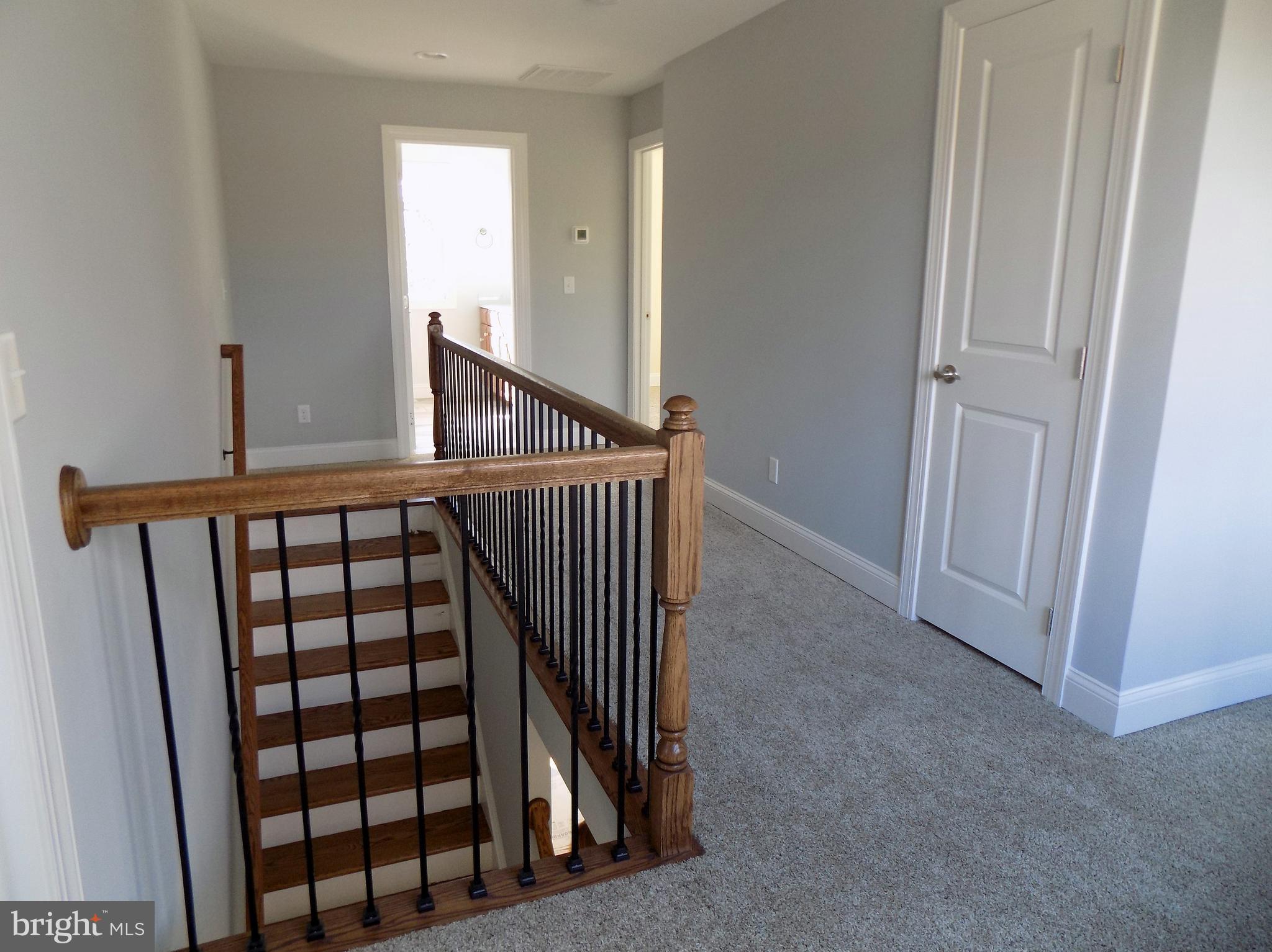 785 Pyletown Road Boyce, VA 22620 - Photo 20 of 30 Wide Upper Level Hall / Landing