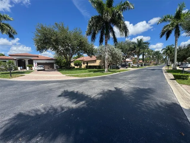 $1,249,000 | 3445 Northwest 87th Avenue, Cooper City, FL 33024