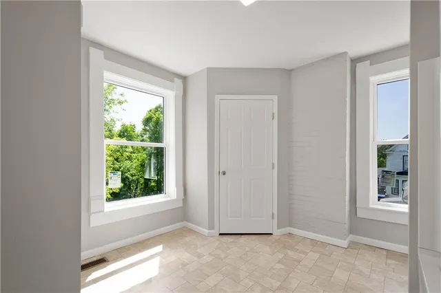 $349,900 | 4575 Prosperity Pike, Prosperity, PA 15329