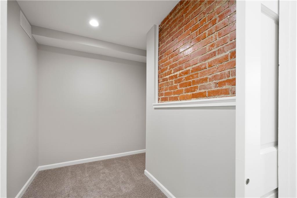 4575 Prosperity Pike Prosperity, PA 15329 - Photo 42 of 50 Primary bedroom walk-in closet.