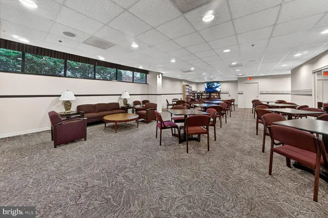 $169,000 | 15107 Interlachen Drive, Unit 21025, Silver Spring, MD 20906