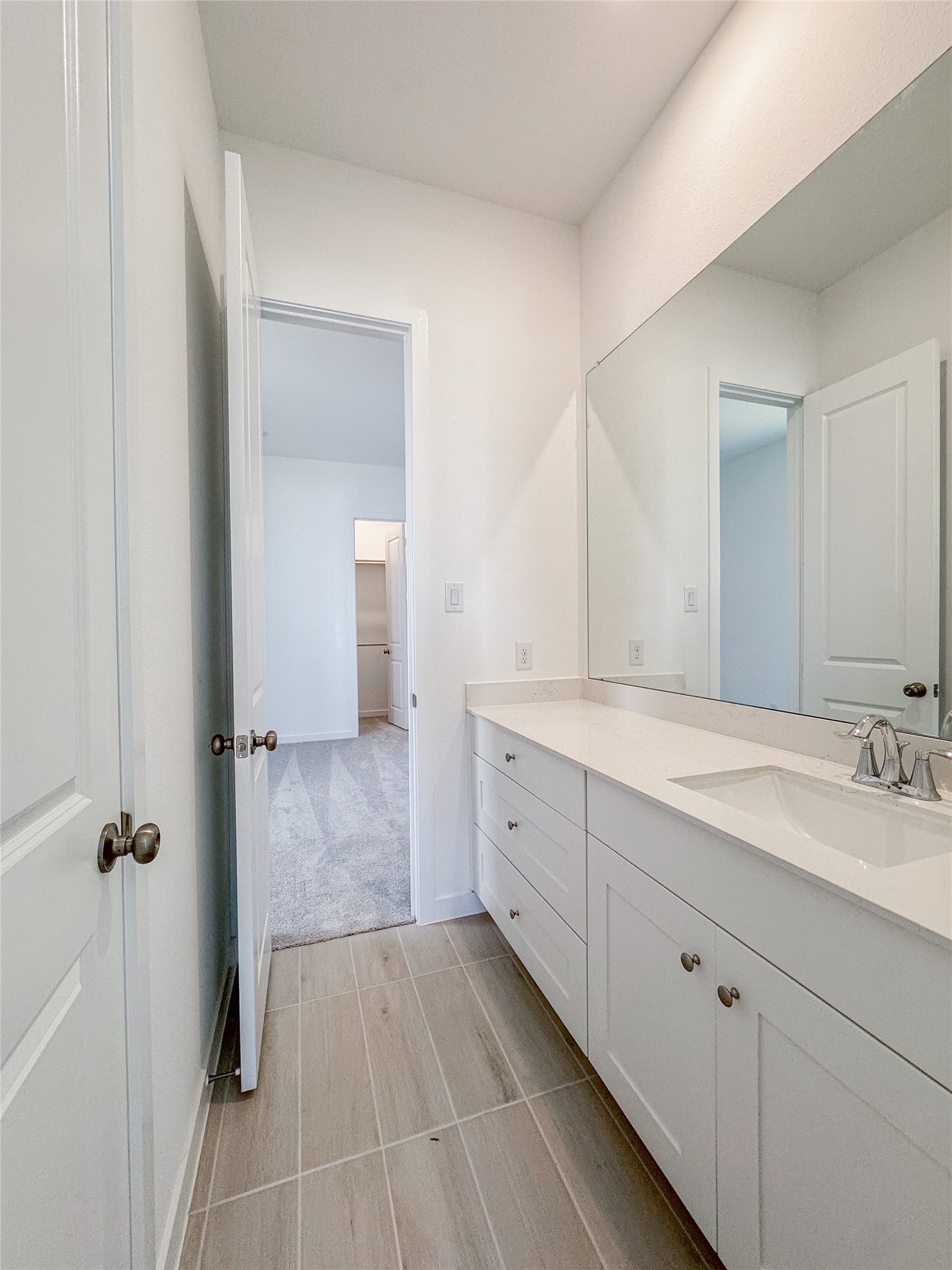 30939 Spring Lily Way Fulshear, TX 77423 - Photo 17 of 19 secondary bathroom