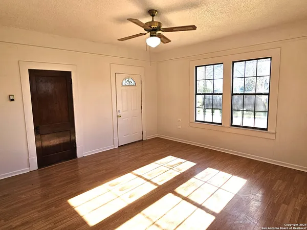 $1,750 | 101 Santa Clara Street, Cibolo, TX 78108