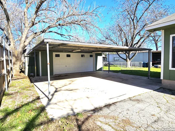 $1,750 | 101 Santa Clara Street, Cibolo, TX 78108