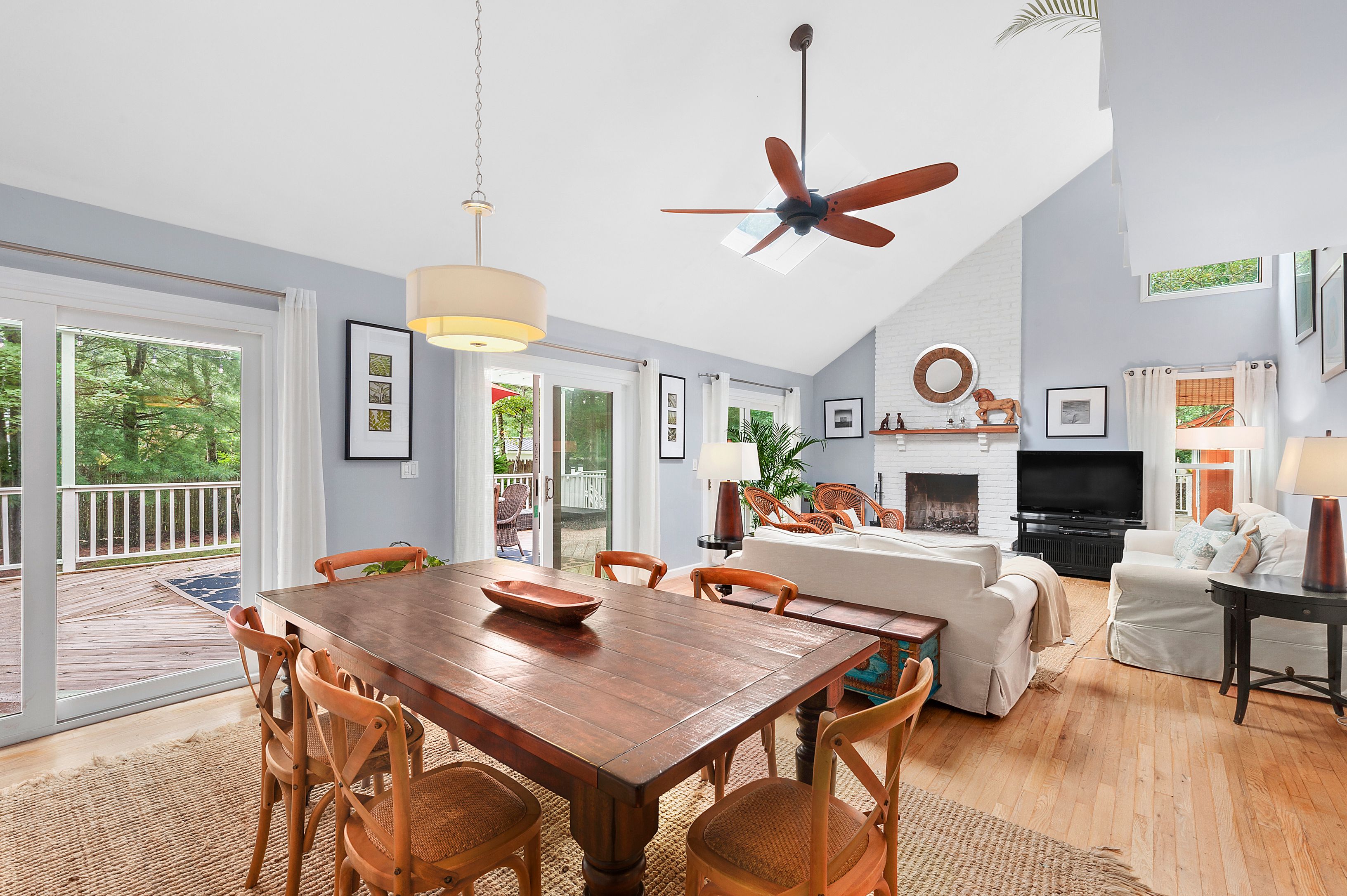 66 Isle Of Wight Road East Hampton, NY 11937 - Photo 3 of 15