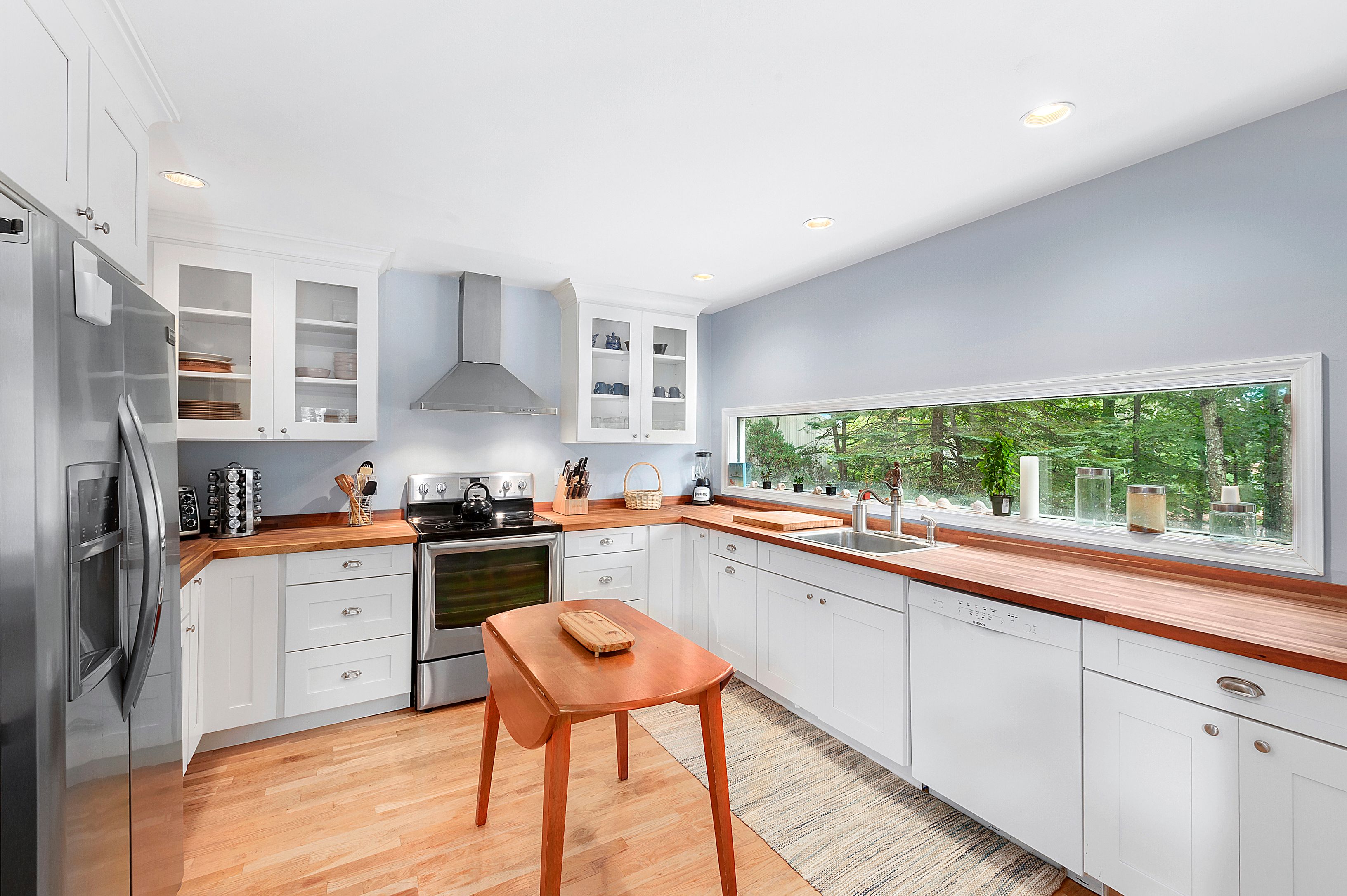 66 Isle Of Wight Road East Hampton, NY 11937 - Photo 4 of 15