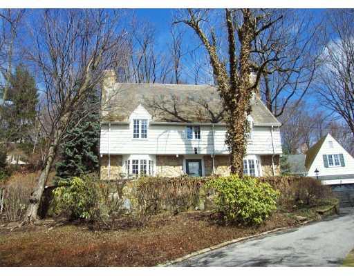 701 West Waldheim Road Fox Chapel, PA 15215 - Photo 1 of 8 Gallery Image 1