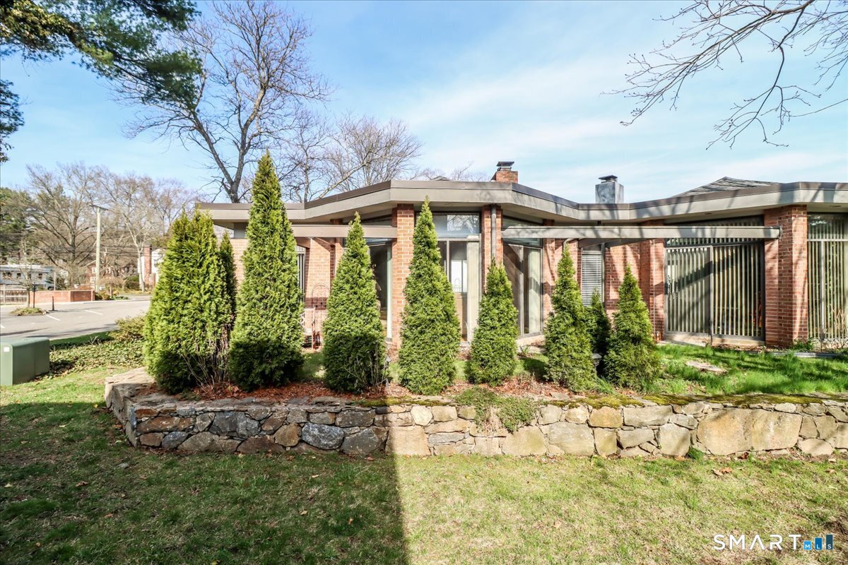 160 Fairfield Woods Road, Unit 20 Fairfield, CT 06825 - Photo 30 of 33