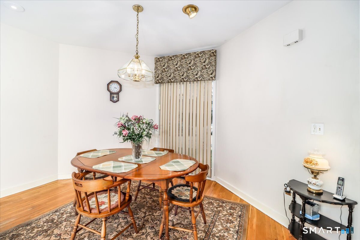 160 Fairfield Woods Road, Unit 20 Fairfield, CT 06825 - Photo 10 of 33