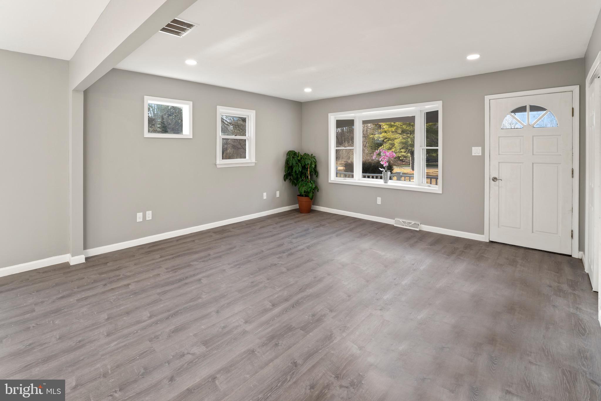 31 Cooper Tomlinson Road Medford, NJ 08055 - Photo 8 of 65 Gallery Image 8