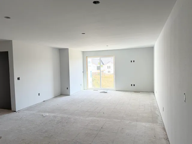 $449,900 | W219-n16248 Primrose Court, Jackson, WI 53037