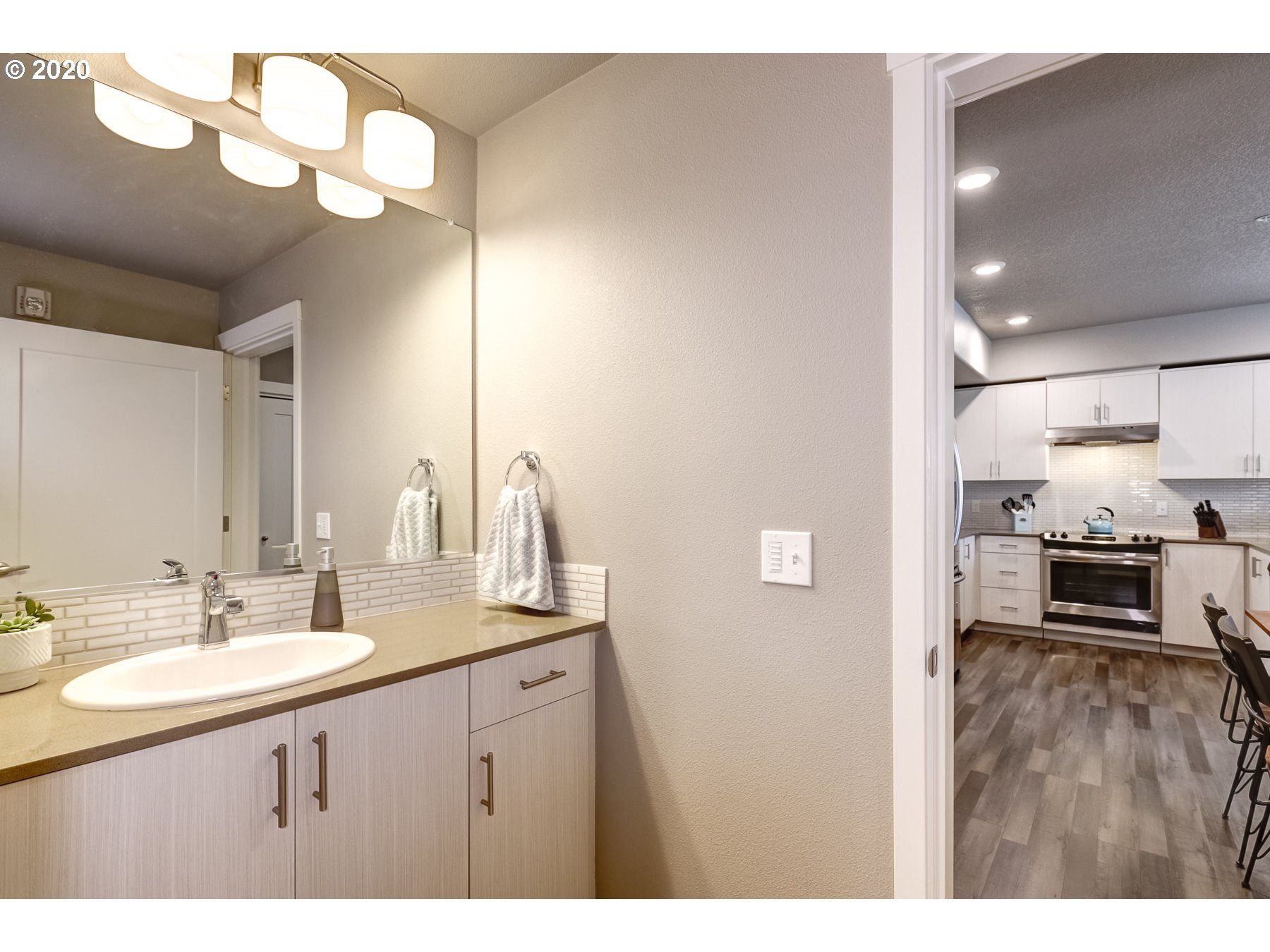 17124 Southwest Appledale Road, Unit 202 Beaverton, OR 97007 - Photo 22 of 32 Gallery Image 22