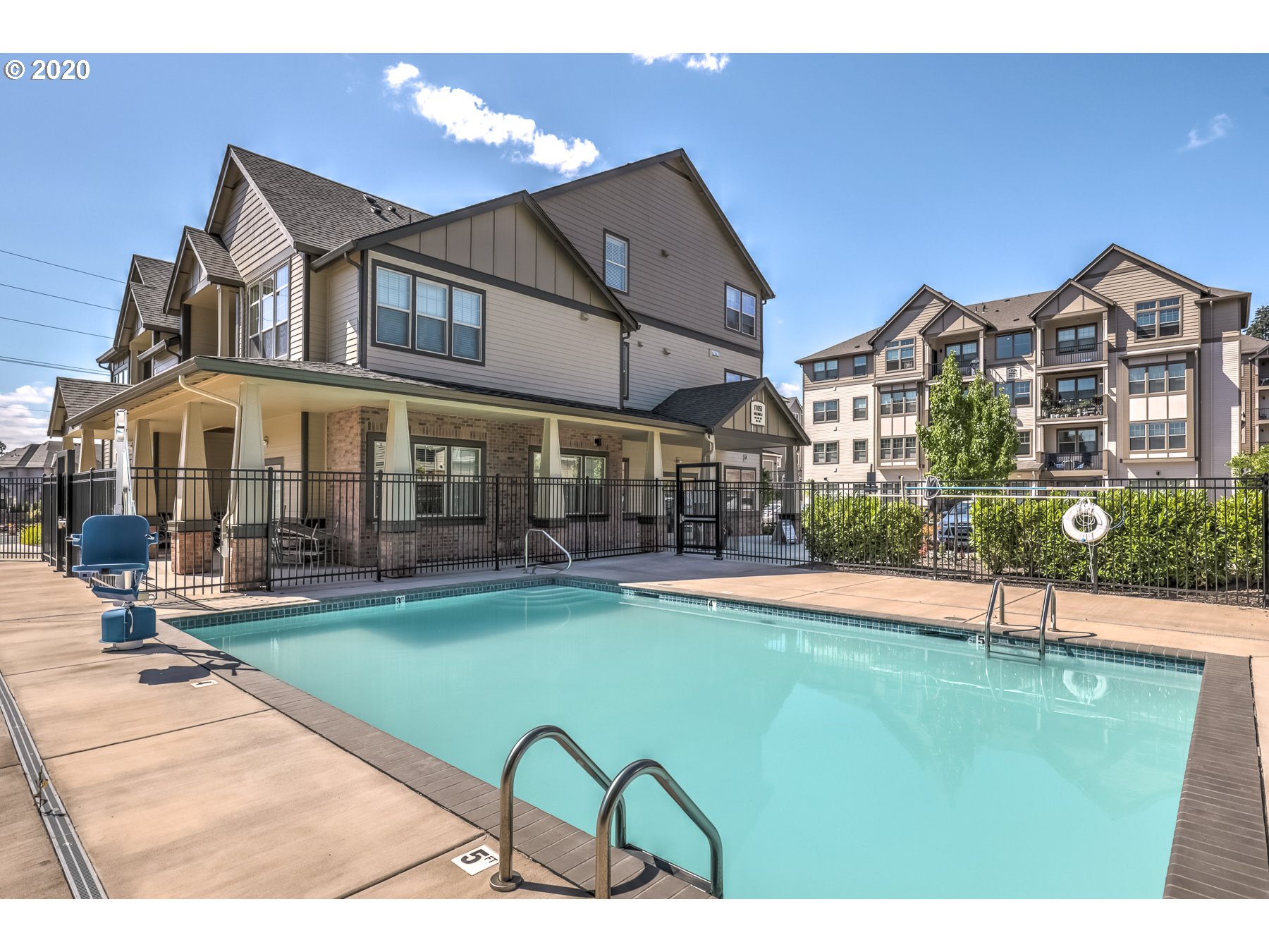 17124 Southwest Appledale Road, Unit 202 Beaverton, OR 97007 - Photo 27 of 32 Gallery Image 27
