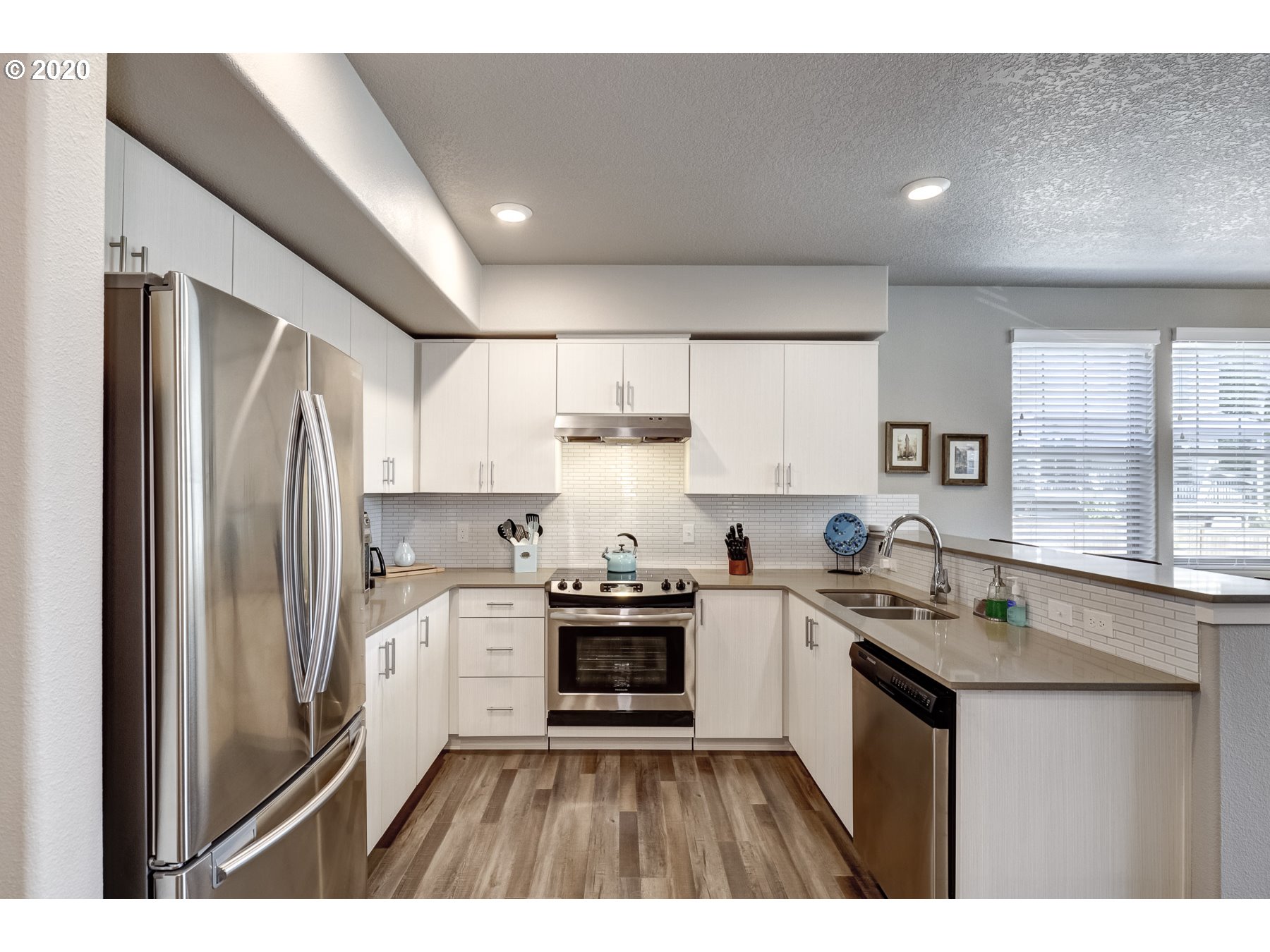 17124 Southwest Appledale Road, Unit 202 Beaverton, OR 97007 - Photo 4 of 32 Gallery Image 4