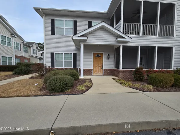 $1,400 | 1921 Covengton Way, Greenville, NC 27858