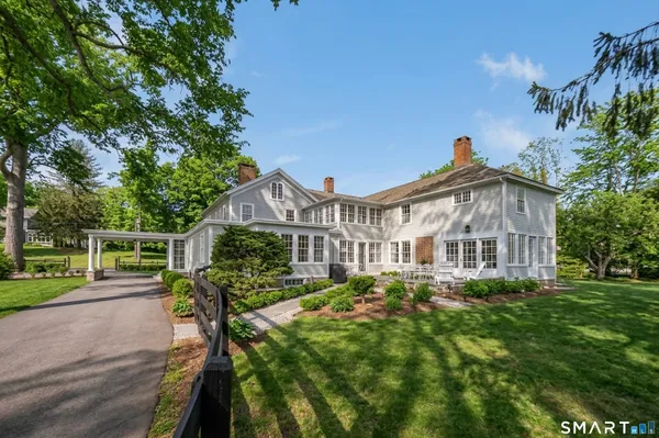 $2,600,000 | 88 Main Street, Essex, CT 06442
