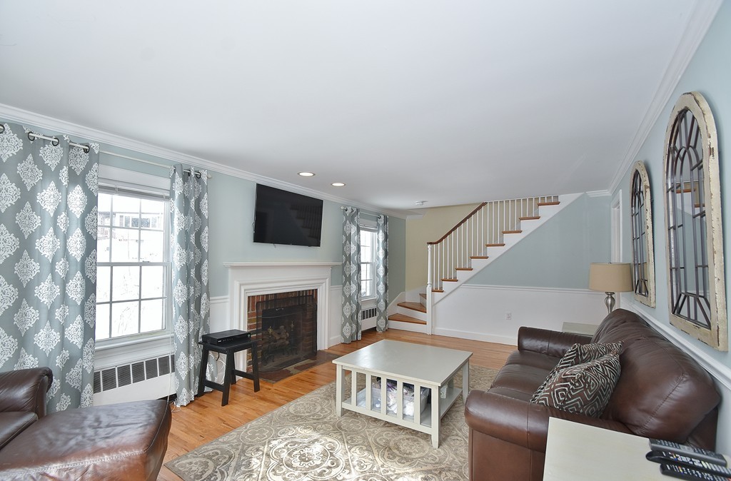 82 Mishawum Road Woburn, MA 01801 - Photo 4 of 21 Gallery Image 4
