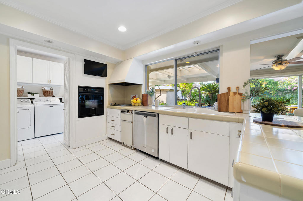 2295 Roanoke Road San Marino, CA 91108 - Photo 34 of 74 DSC06883