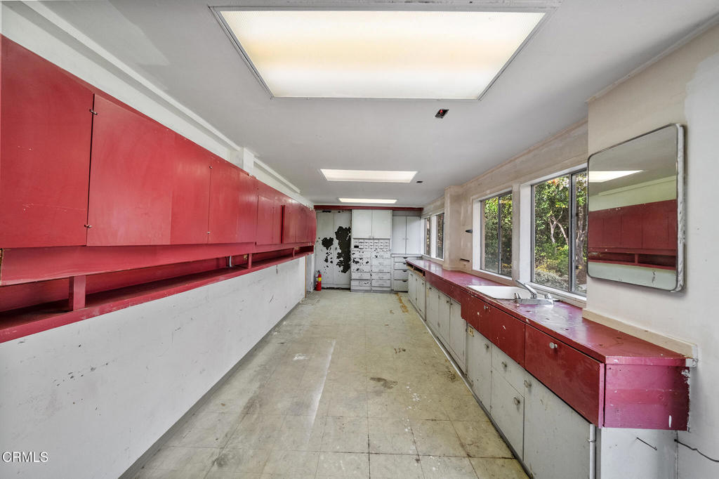 2295 Roanoke Road San Marino, CA 91108 - Photo 64 of 74 DSC06658