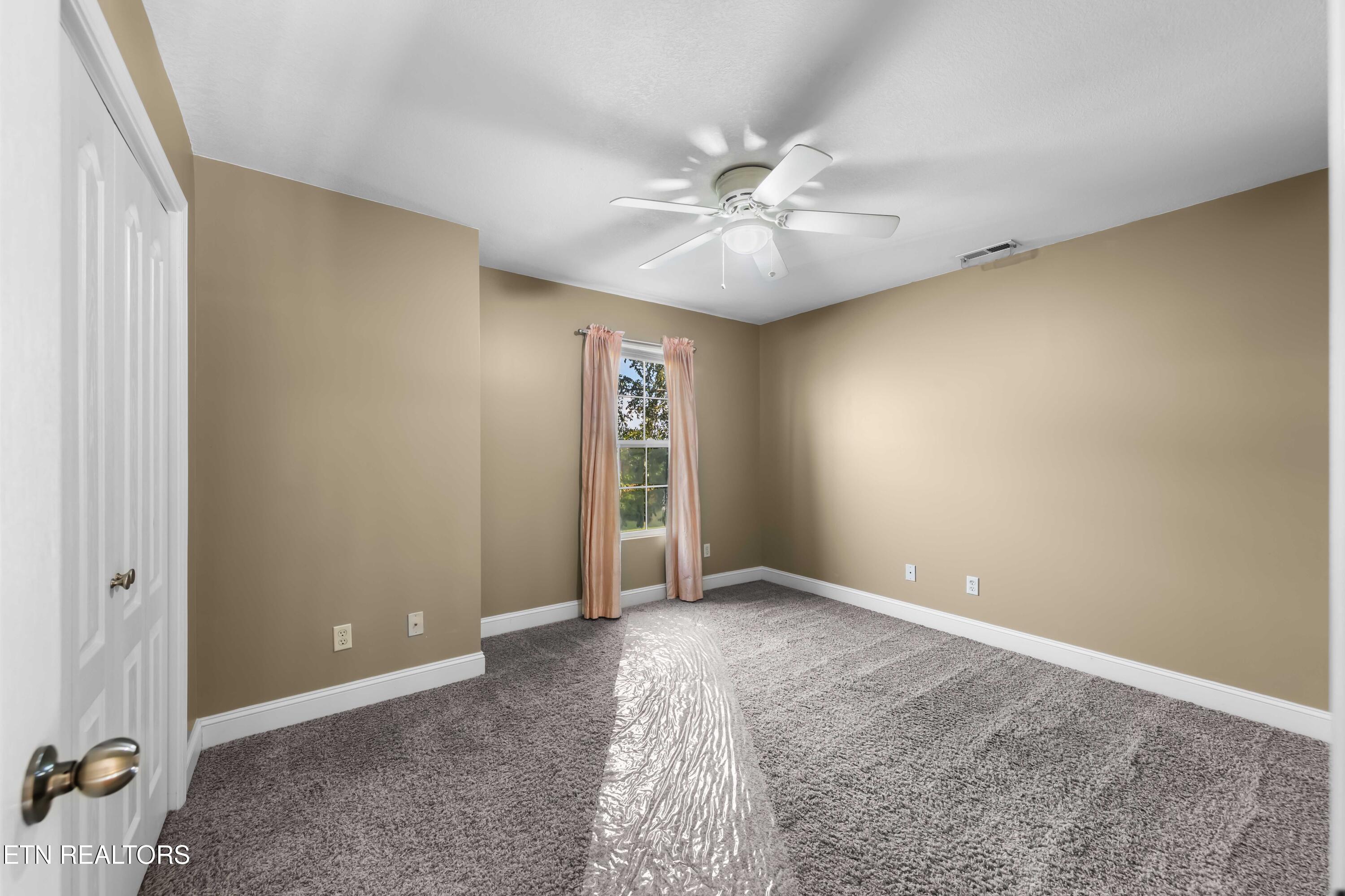 8127 Campbells Point Road Corryton, TN 37721 - Photo 26 of 60 030A9296