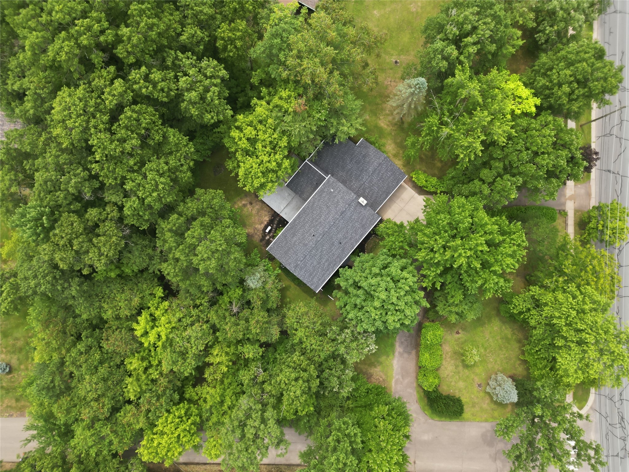 2319 Hillside Road Altoona, WI 54720 - Photo 46 of 50 Gallery Image 46