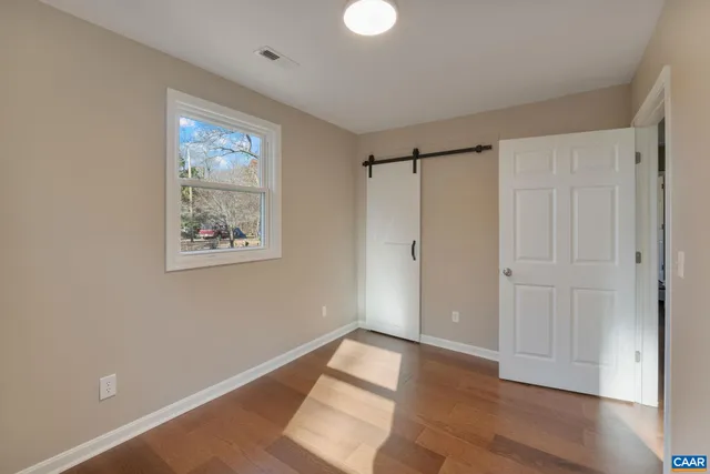 a close view of sink and tap