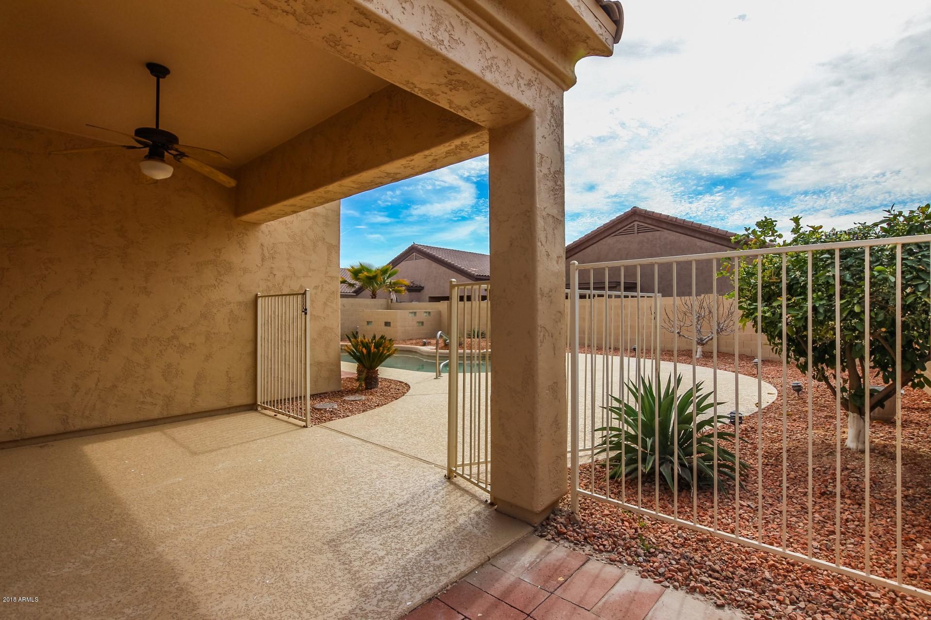 647 East Ranch Road Gilbert, AZ 85296 - Photo 12 of 35 Ranch (26)