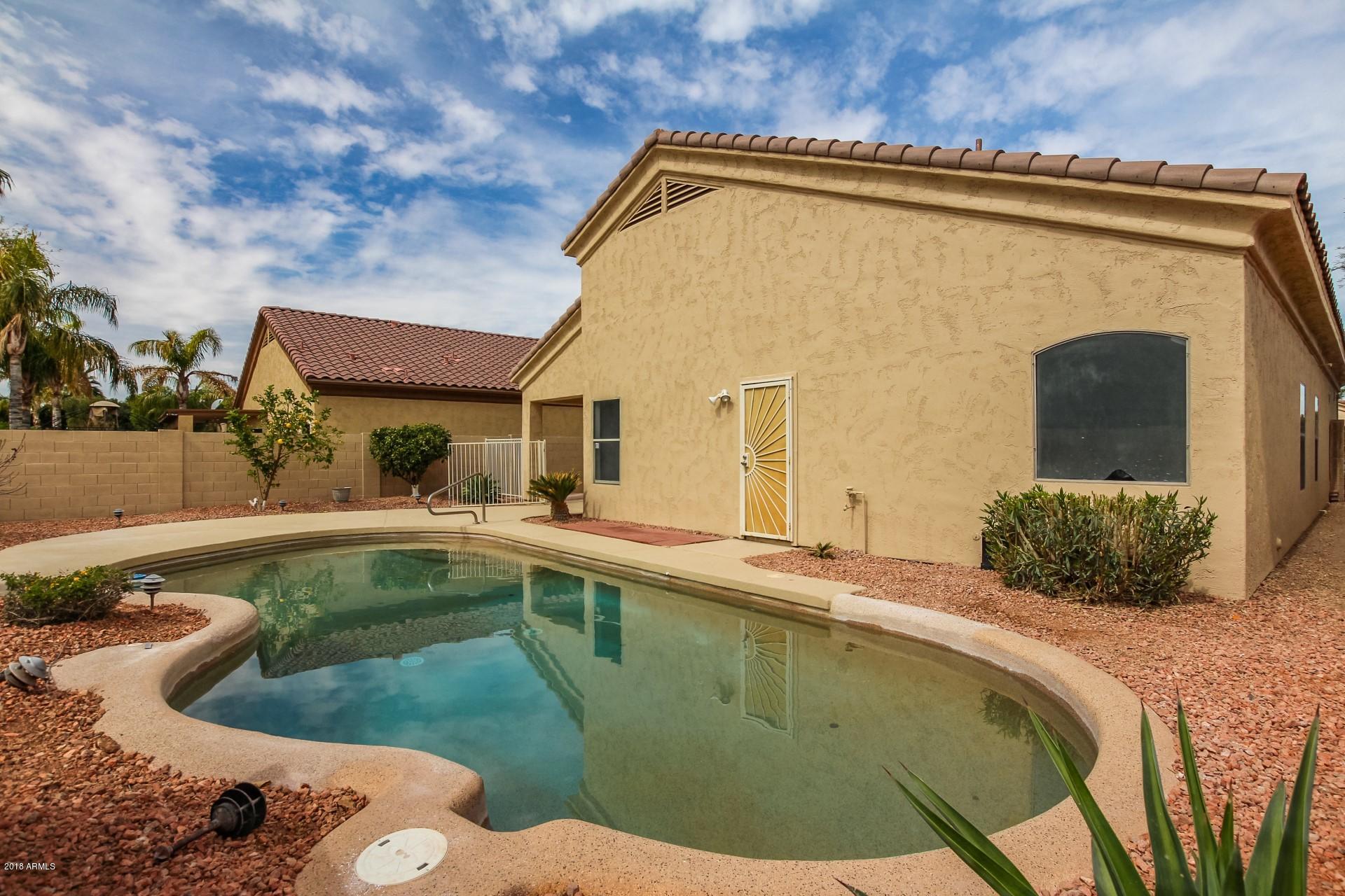 647 East Ranch Road Gilbert, AZ 85296 - Photo 2 of 35 Ranch (29)
