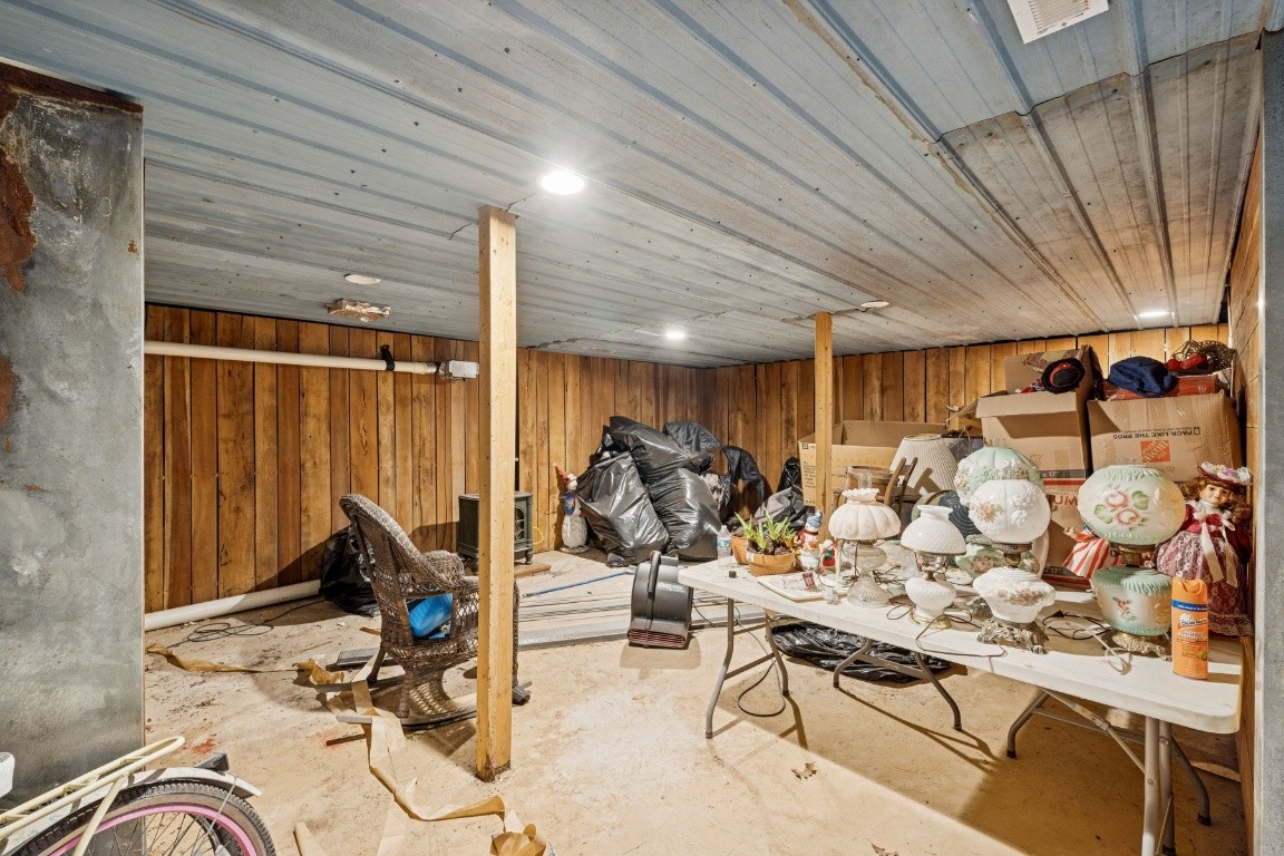 6303 Sullivan Road Lyles, TN 37098 - Photo 32 of 43